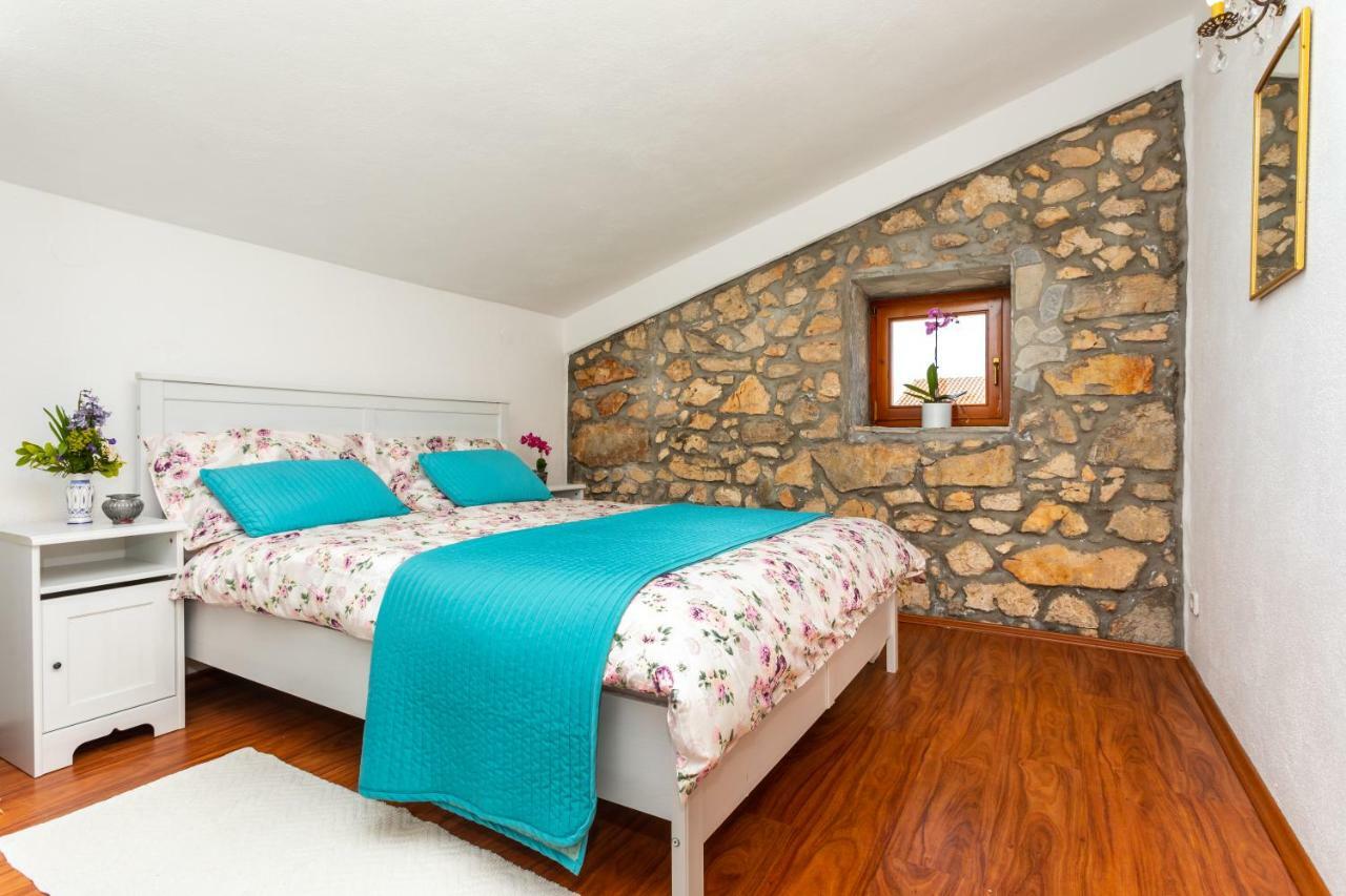 Villa Korina Pinezići المظهر الخارجي الصورة